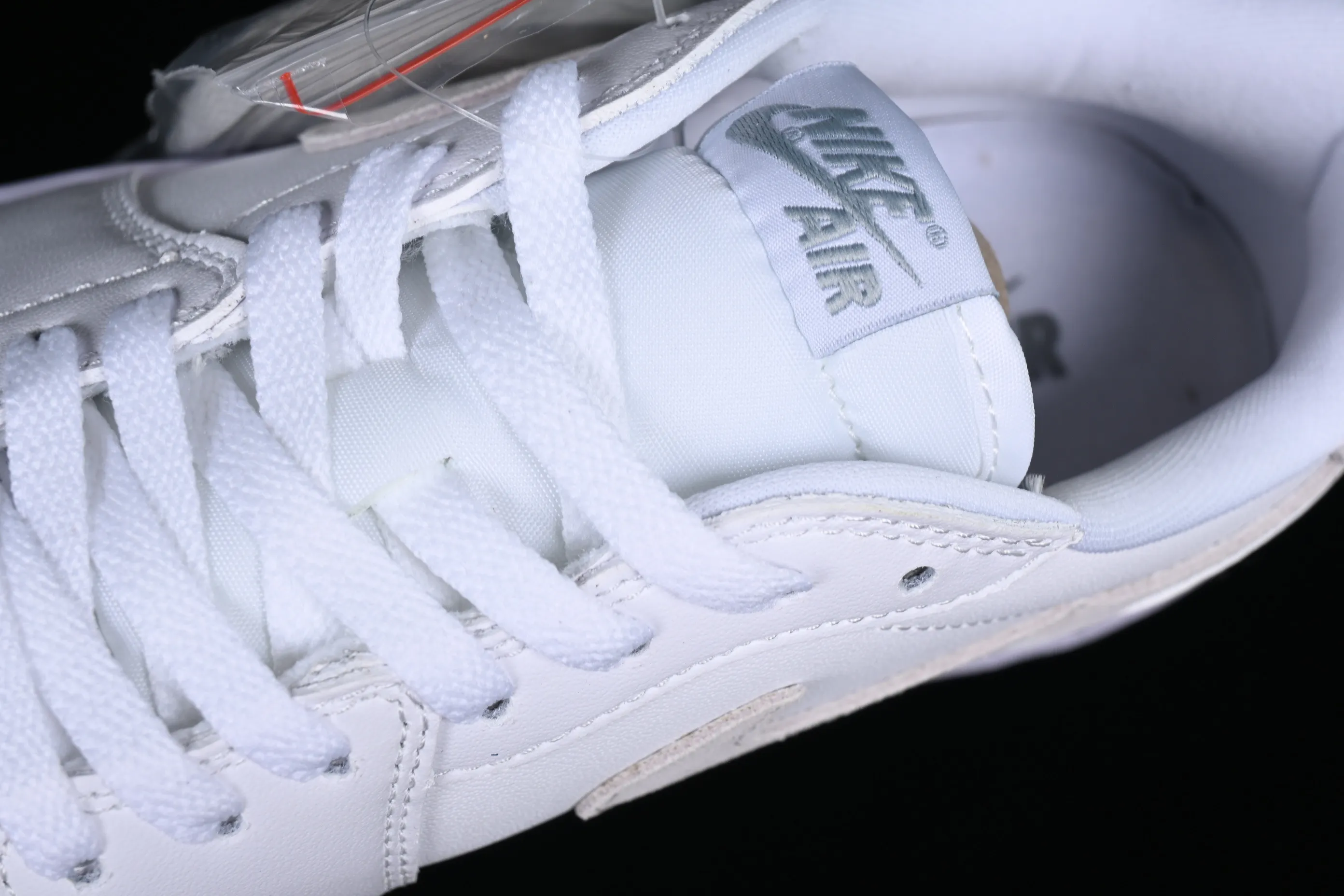 All categories Air Jordan Jordan series basketball shoes Air Jordan 1 Low Z version Air Jordan 1 Low OG "Shattered Backboard" AJ1 Joe 1 customized version white buckle shredded low-top basketball shoes CZ0790-100